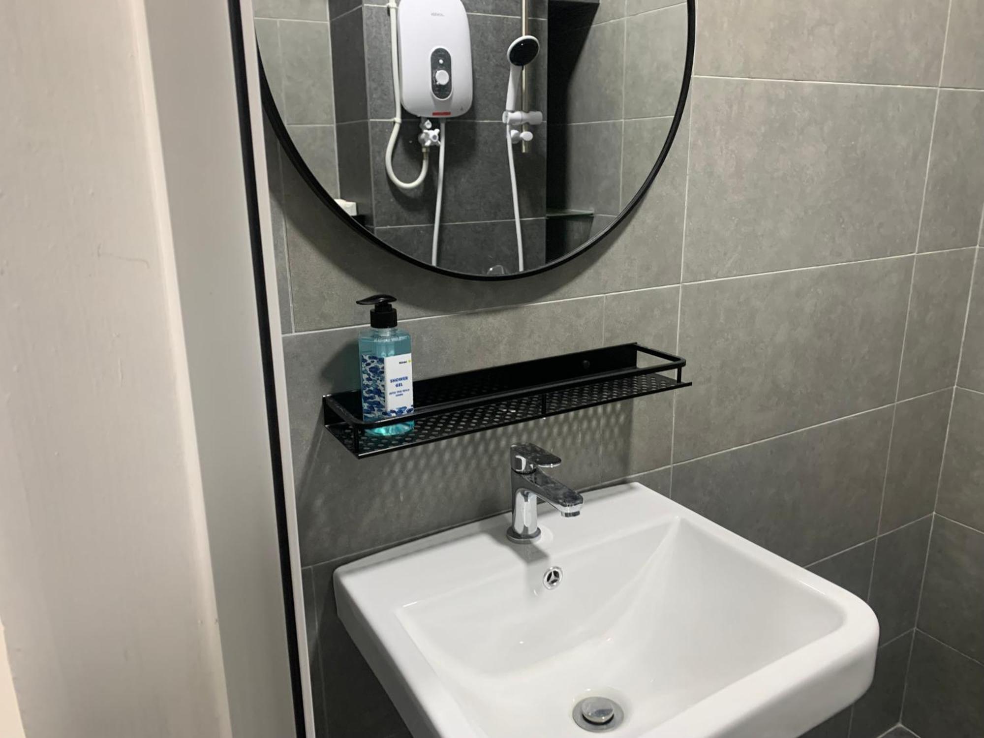 Private Deluxe Klcc Area Apartemen